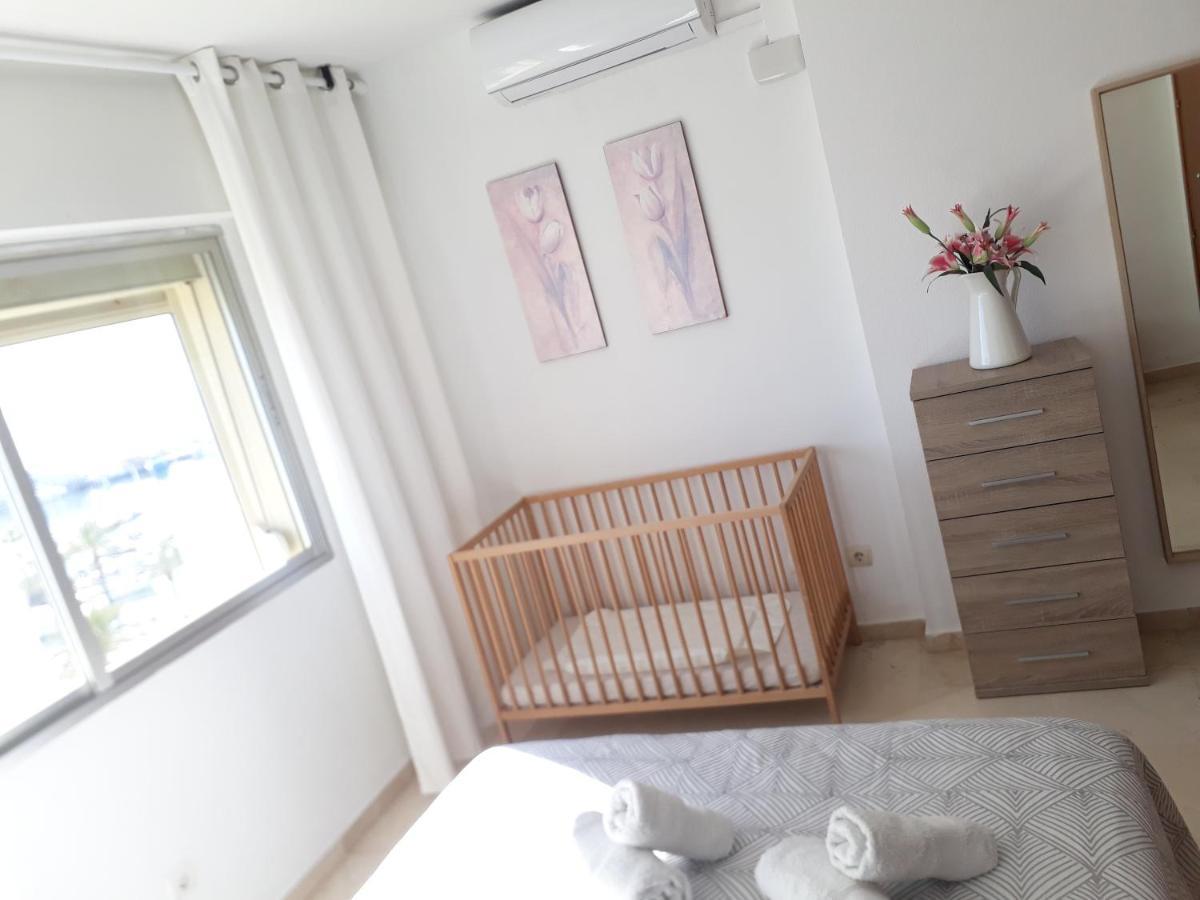 Urbanizacion Puerto Paraiso エステポナ エクステリア 写真